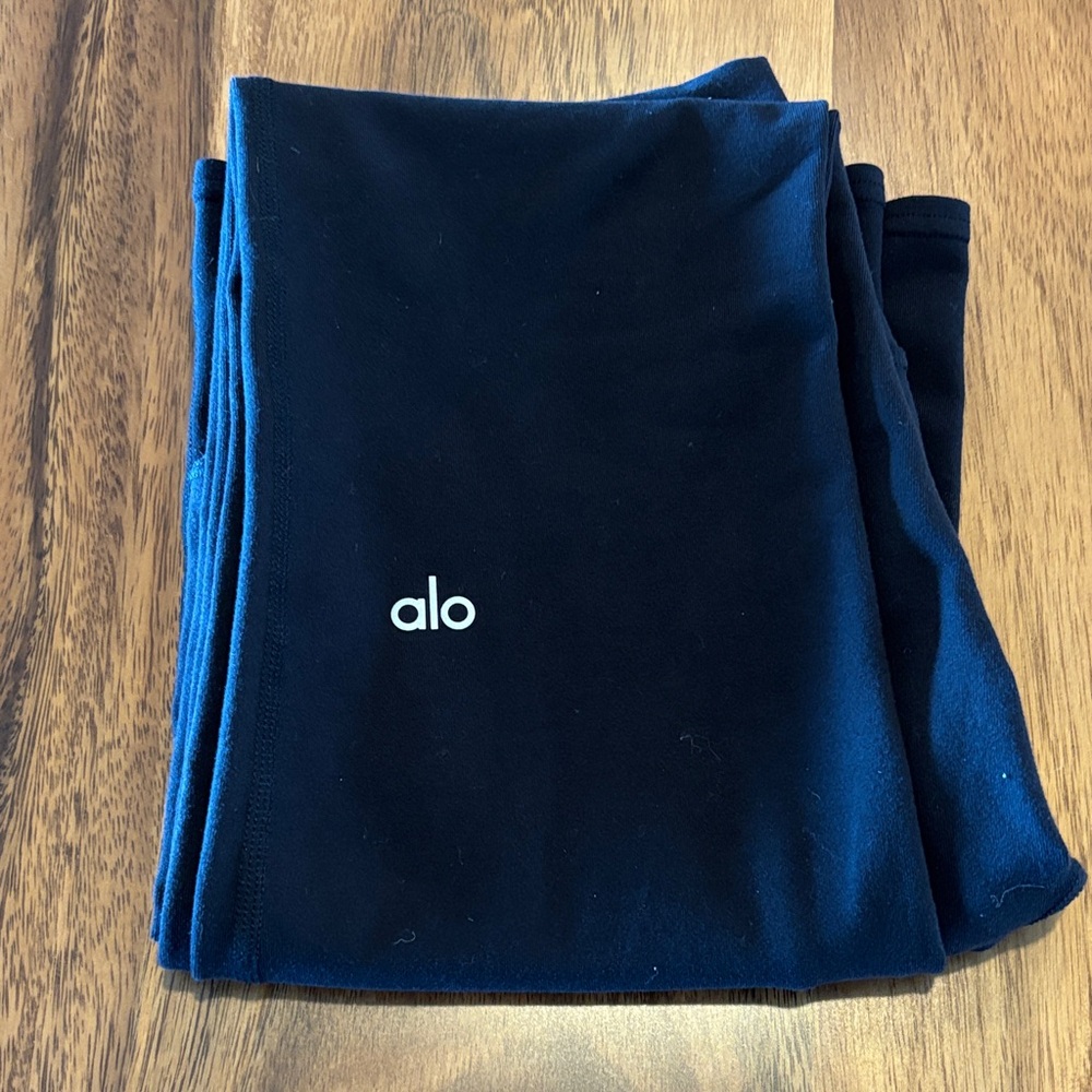 ALO Yoga 7/8 bootcut leggings